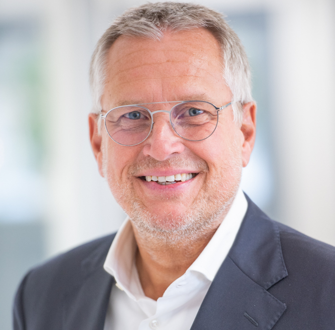 John Rietveldt - CEO i4F