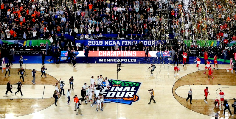 Court shot of the 2019 Mens NCAA Championship